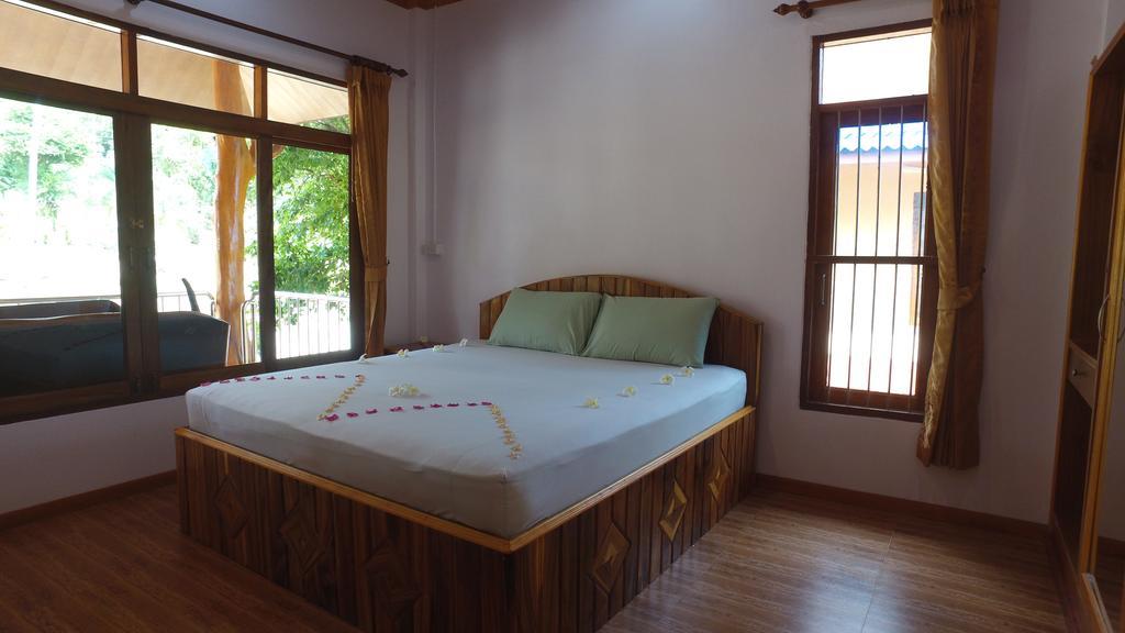 Bor Hin Resort Baan Tai Luaran gambar