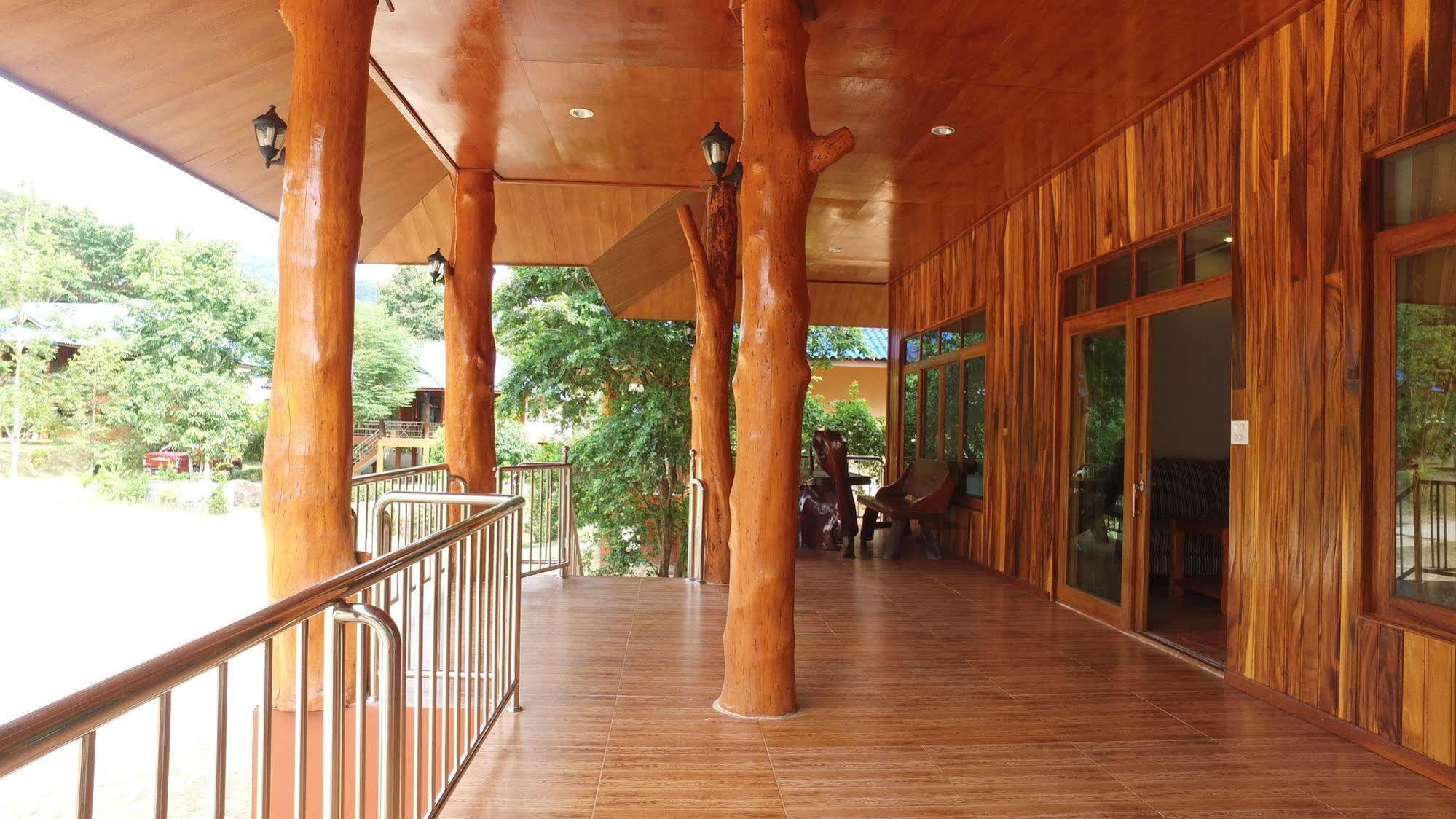 Bor Hin Resort Baan Tai Luaran gambar