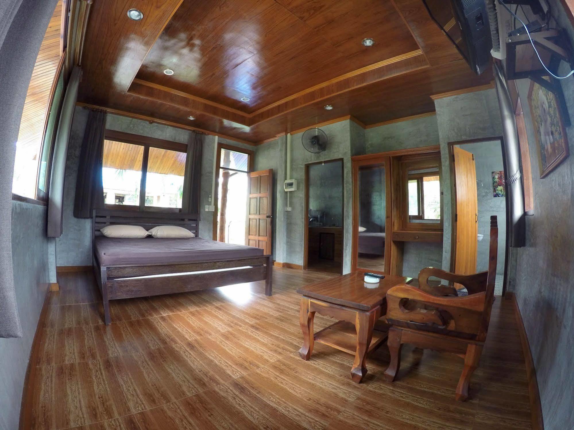 Bor Hin Resort Baan Tai Luaran gambar