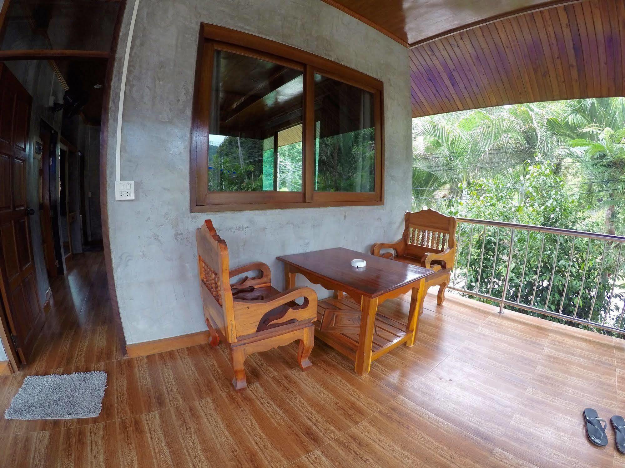 Bor Hin Resort Baan Tai Luaran gambar