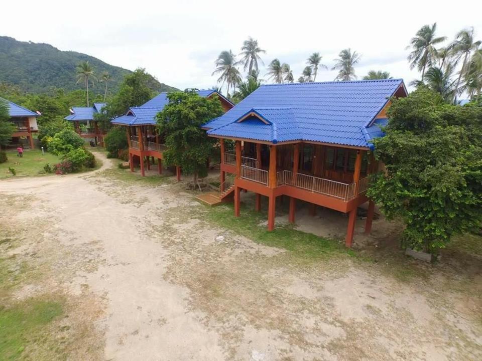 Bor Hin Resort Baan Tai Luaran gambar