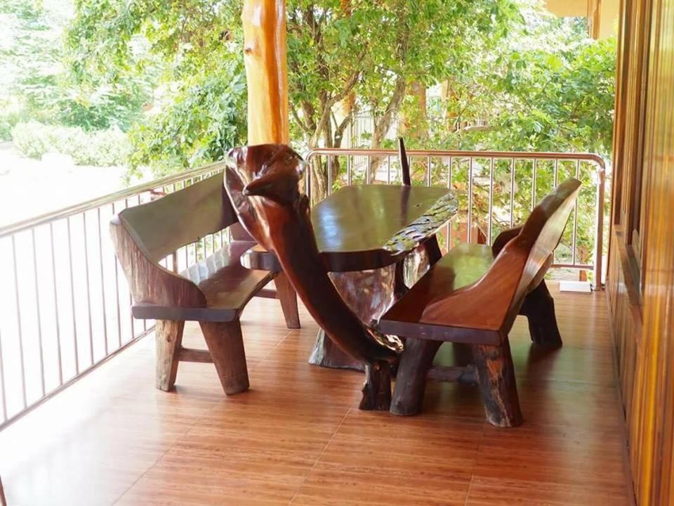 Bor Hin Resort Baan Tai Luaran gambar